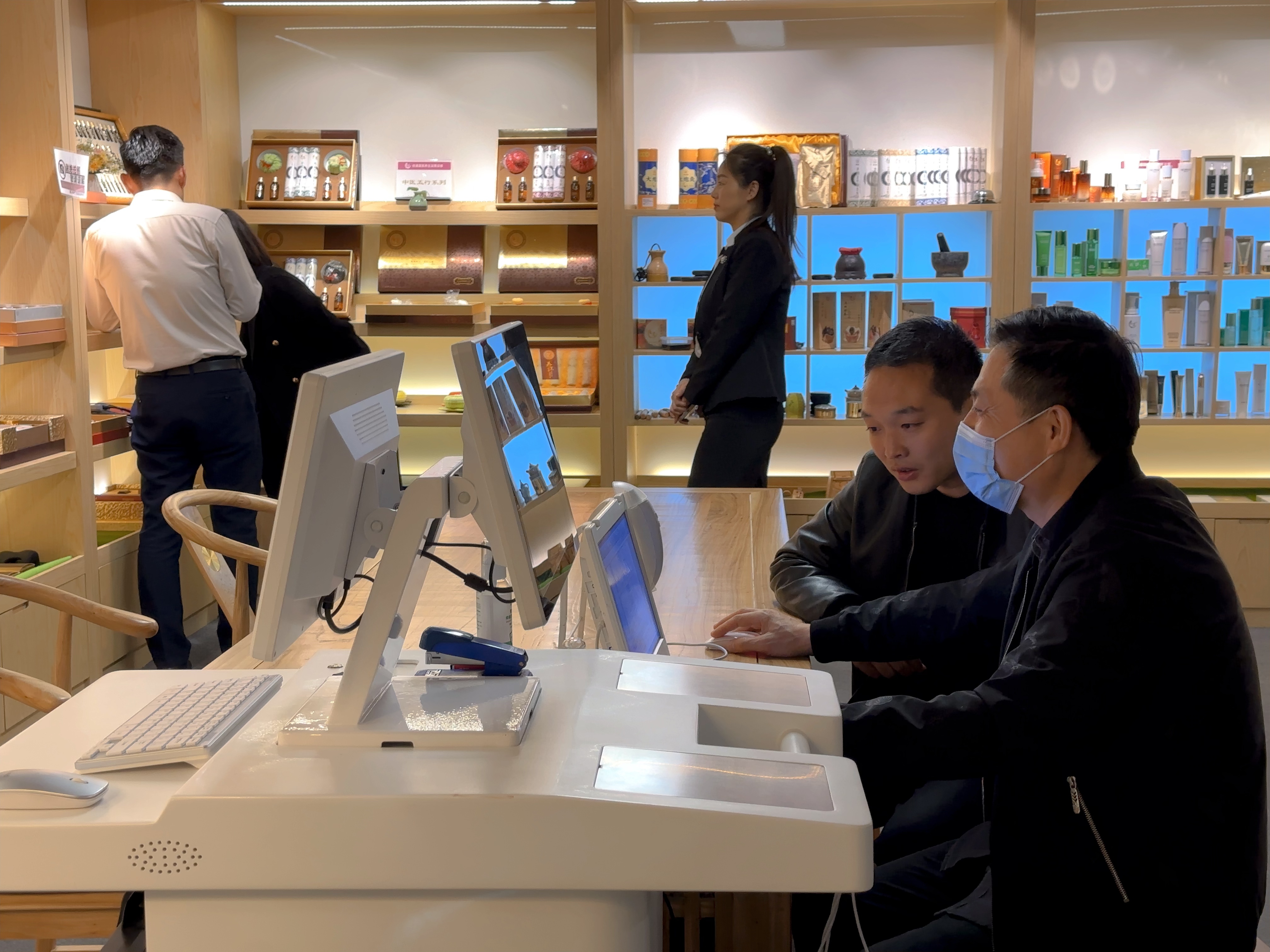  喜报✨ 品牌实力圈粉！山东淄博田女士，9年美业管理老兵跨界，牵手经道国医深耕中医大健康赛道